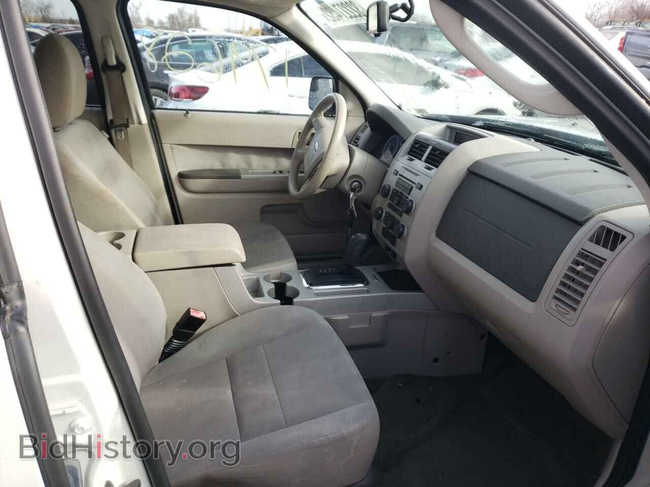2011 FORD ESCAPE - VIN: 1FMCU0D73BKA55800 - Фото 5