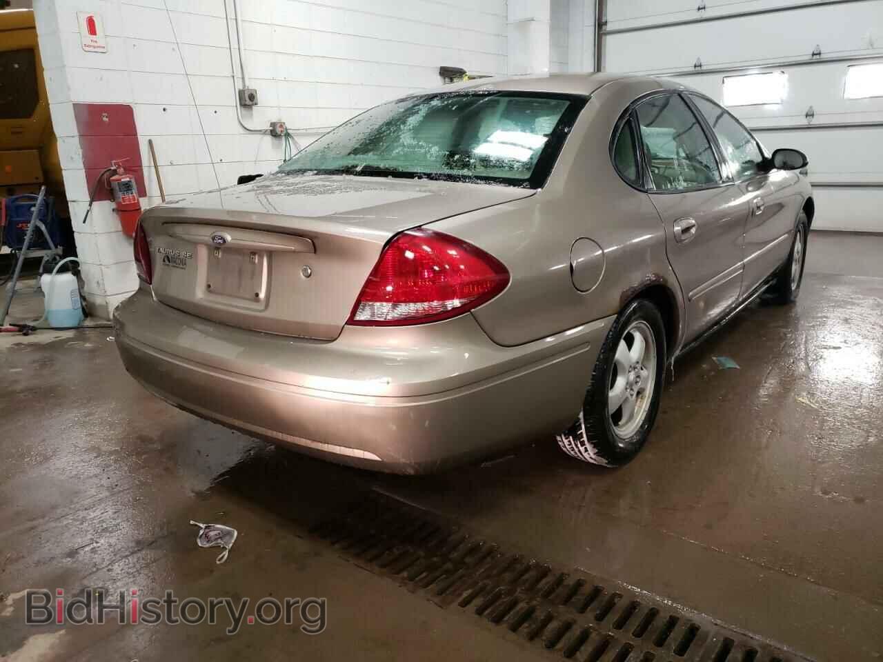 2006 FORD TAURUS - VIN: 1FAFP53U76A197534 - Фото 4