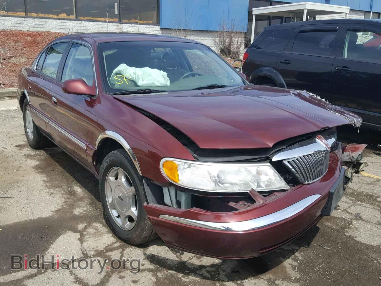 Photo 1LNHM97VX1Y670733 - LINCOLN CONTINENTL 2001