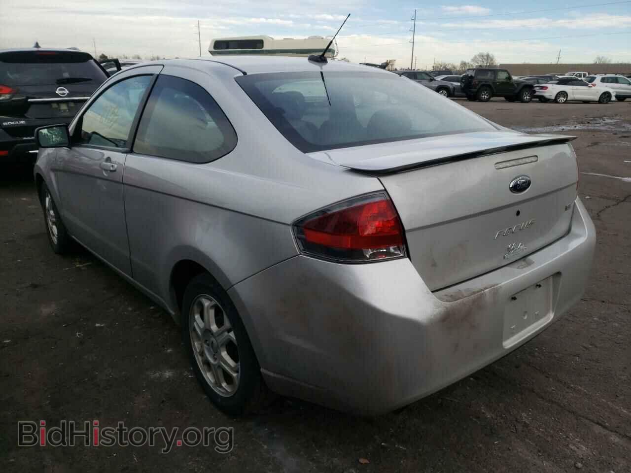 2009 FORD FOCUS - VIN: 1FAHP32N79W140748 - Фото 3