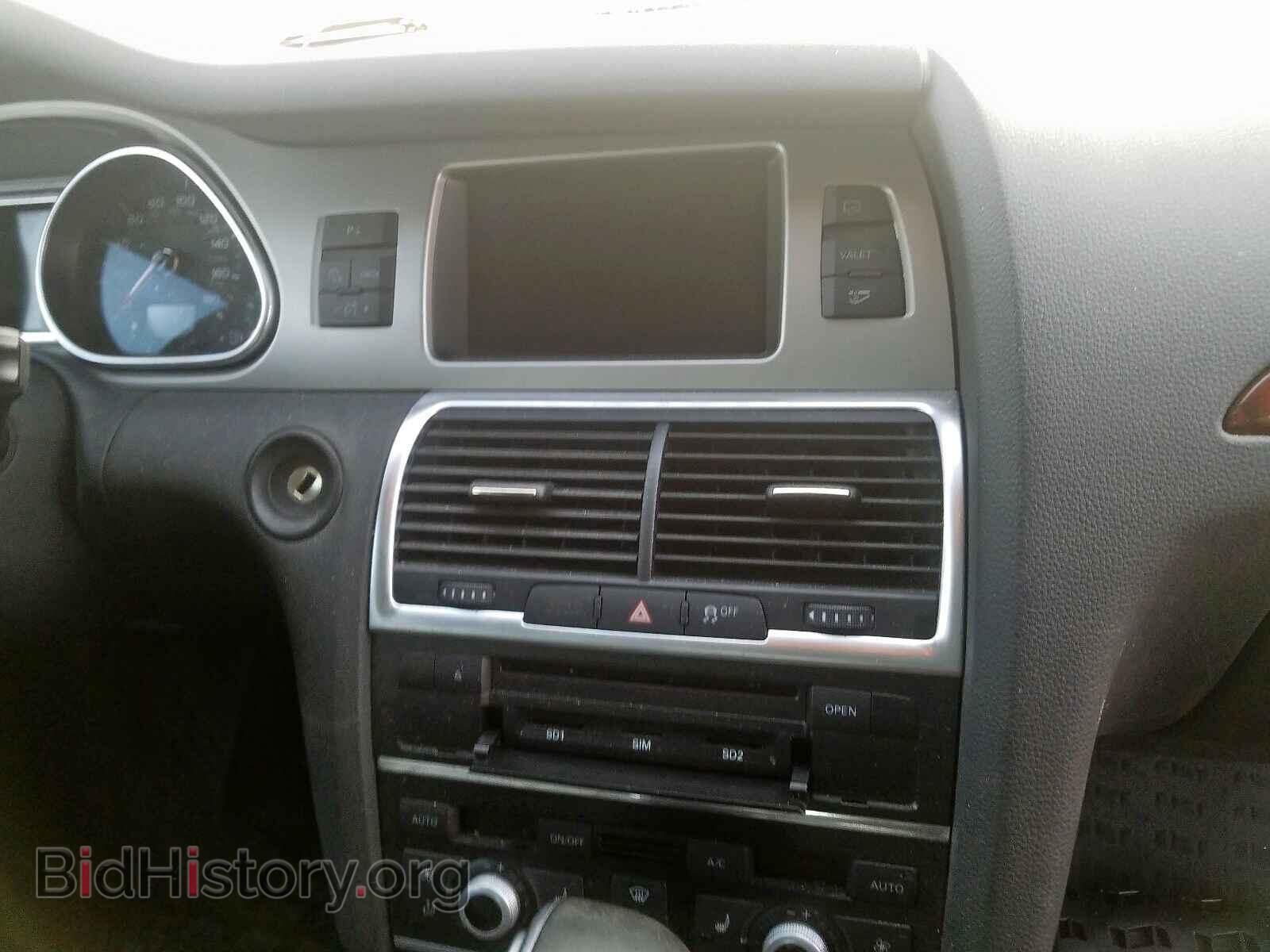 2015 AUDI Q7 - VIN: WA1LGAFEXFD031642 - Фото 9