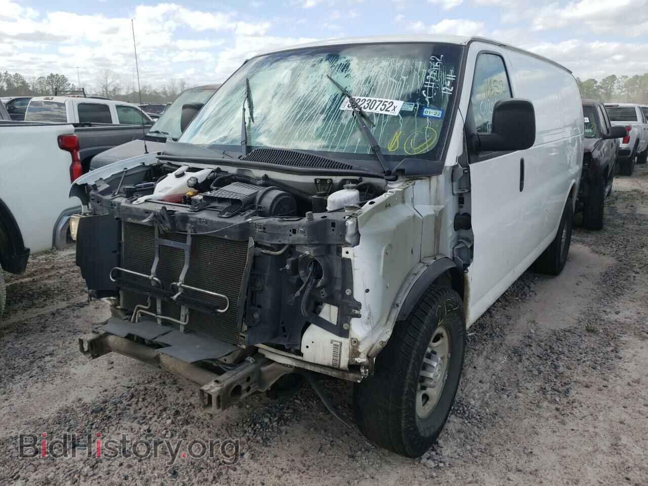 2015 CHEVROLET EXPRESS - VIN: 1GCZGTCG2F1262067 - Фото 2