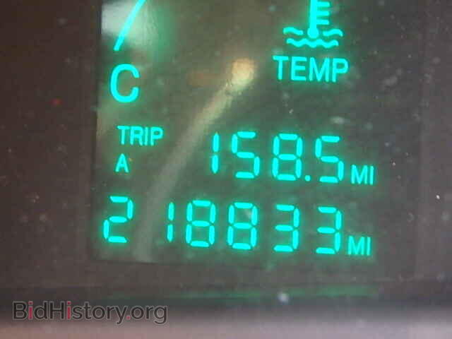 2002 CADILLAC DEVILLE - VIN: 1G6KD54YX2U177776 - Photo 8