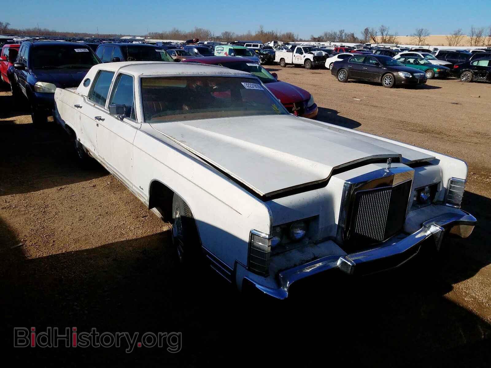 Фотография F8Y82A958817 - LINCOLN CONTINENTL 1978