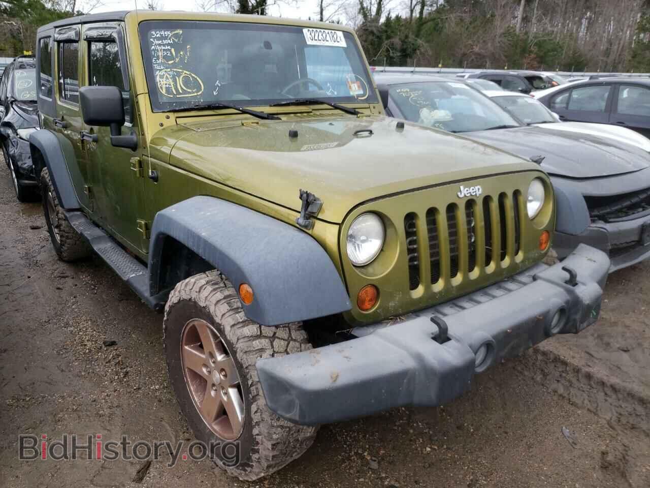 Фотография 1J4GA391X8L501975 - JEEP WRANGLER 2008