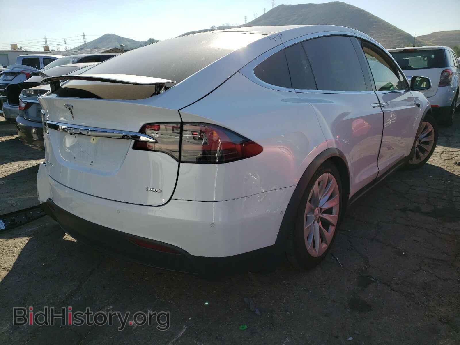 2017 TESLA MODEL X - VIN: 5YJXCBE24HF041269 - Фото 4