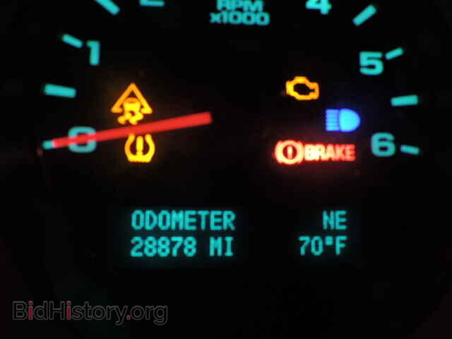 2011 CHEVROLET SILVERADO - VIN: 1GCNCSEA2BZ392746 - Фото 8