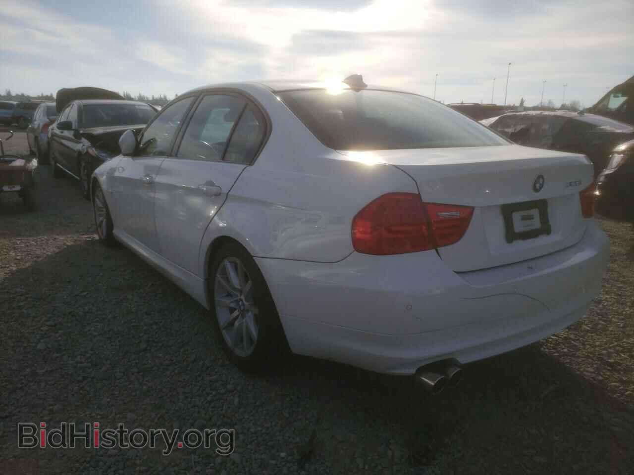 2011 BMW 3 SERIES - VIN: WBAPH7C50BA801609 - Фото 3