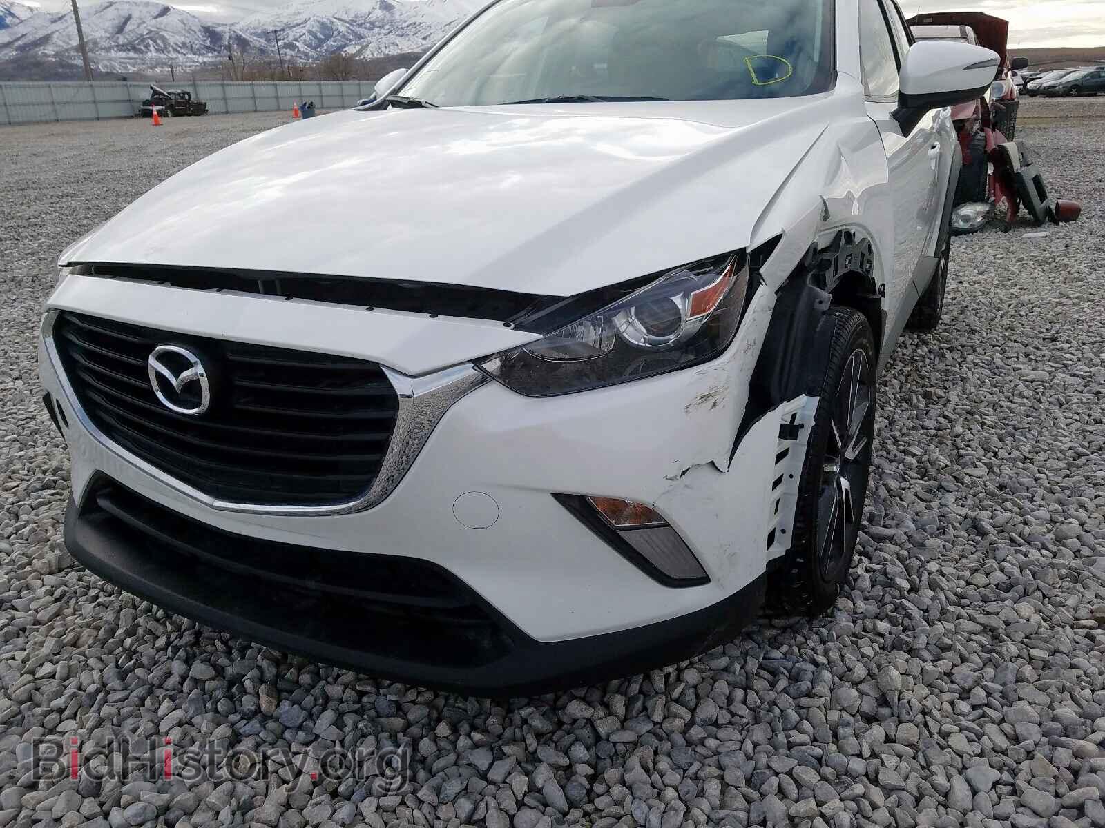 2018 MAZDA CX-3 - VIN: JM1DKFC79J0312360 - Фото 9