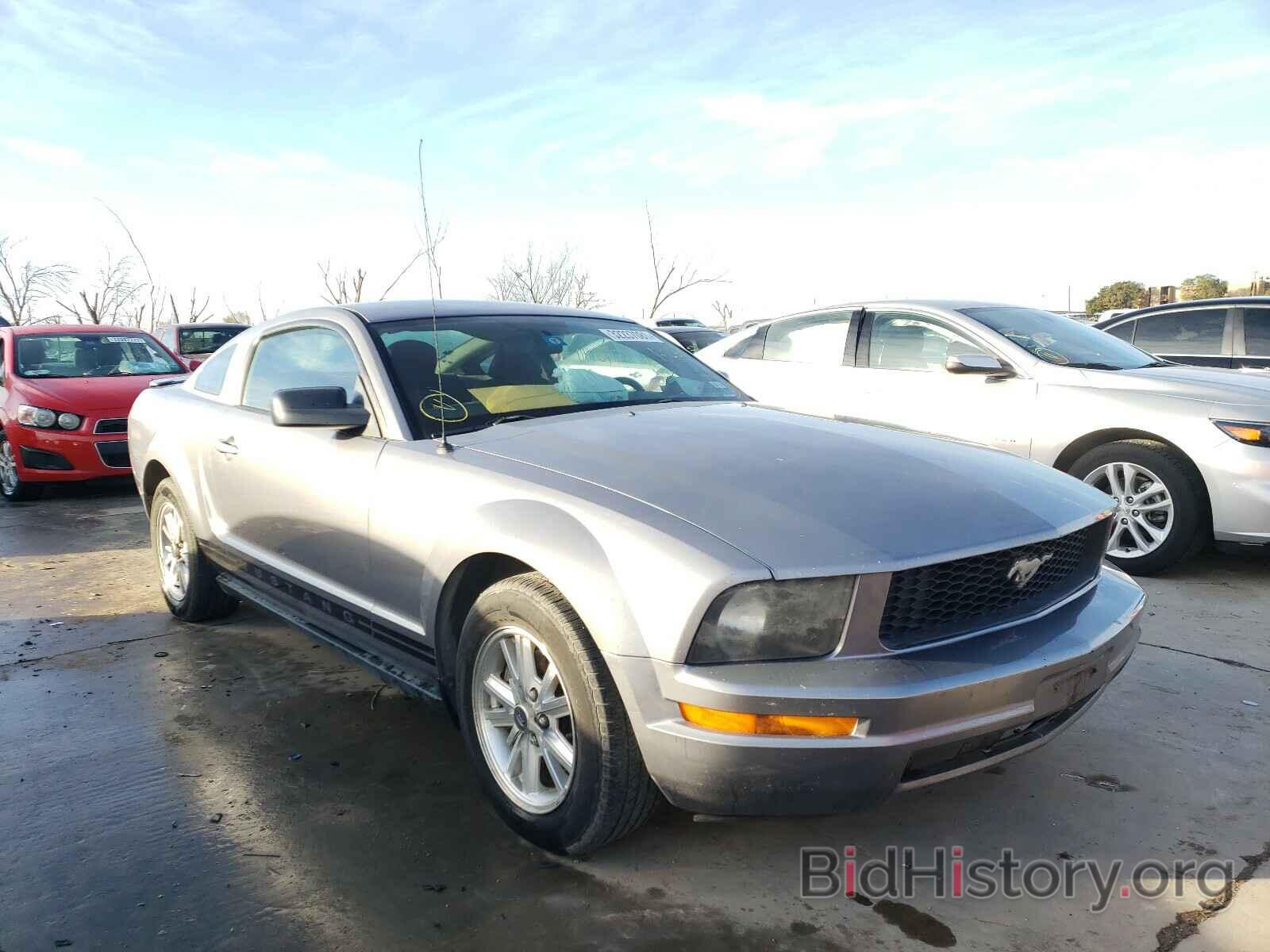 Photo 1ZVFT80N775250597 - FORD MUSTANG 2007