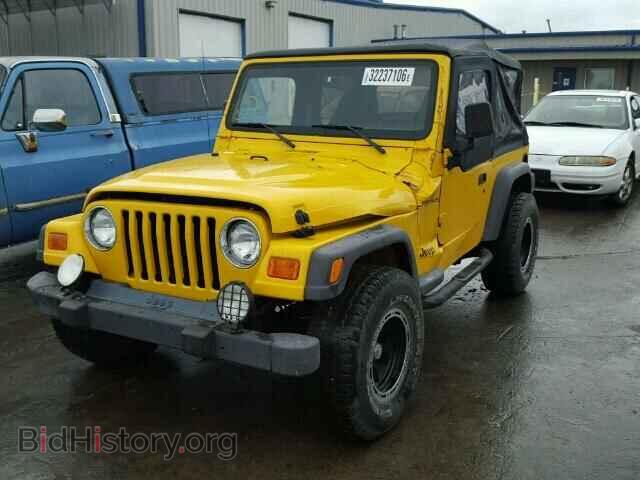 2000 JEEP WRANGLER - VIN: 1J4FA29PXYP803544 - Photo 2