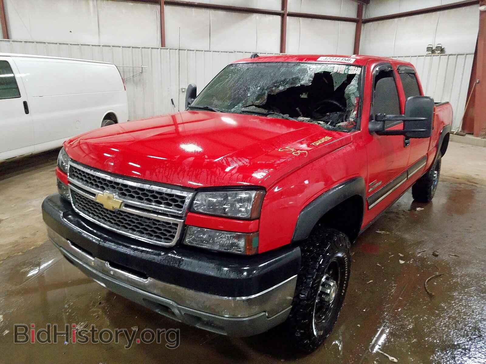 2005 CHEVROLET SILVERADO - VIN: 1GCHK23205F803837 - Photo 2