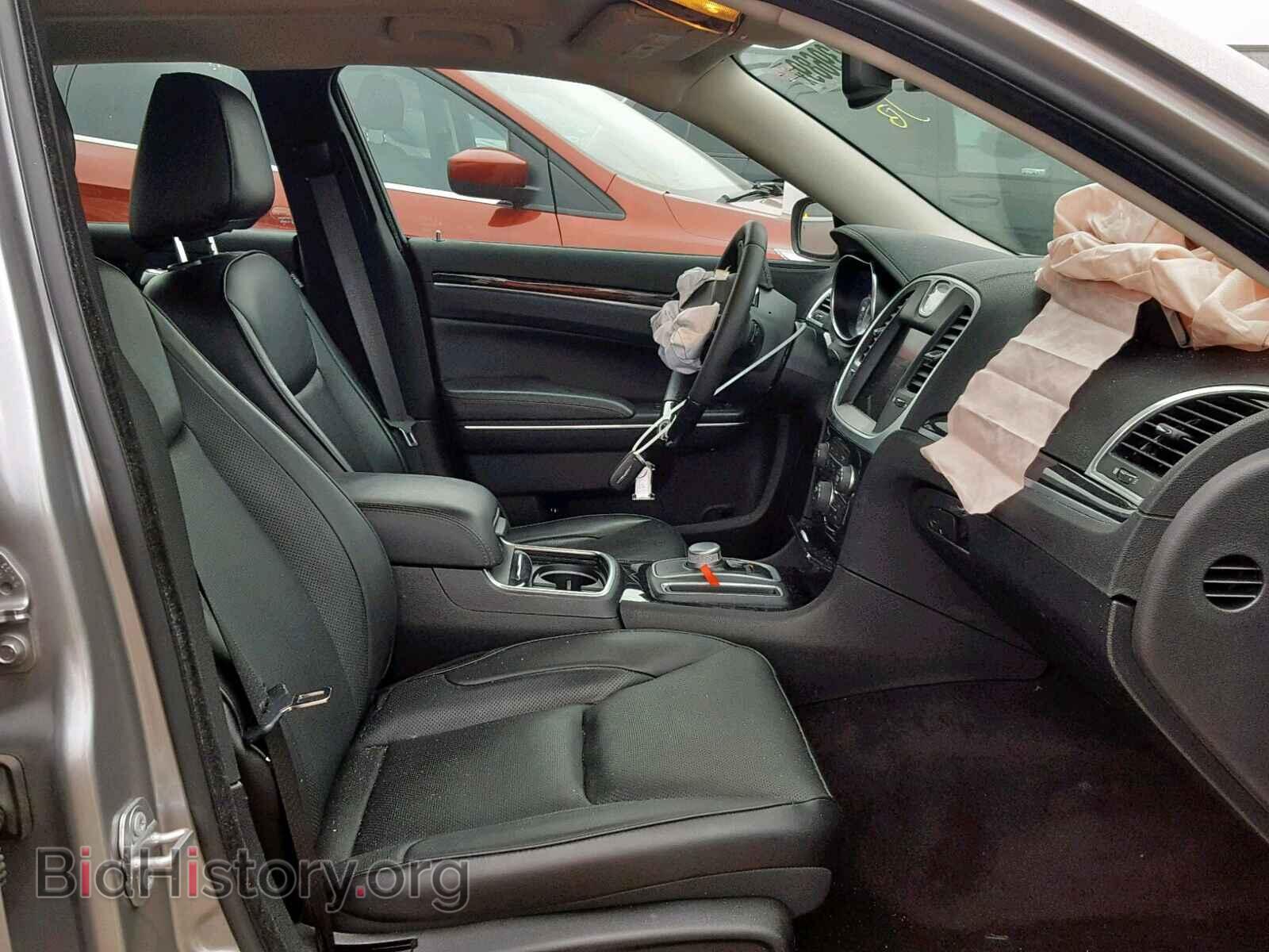 2018 CHRYSLER 300 - VIN: 2C3CCAKG8JH300326 - Фото 5