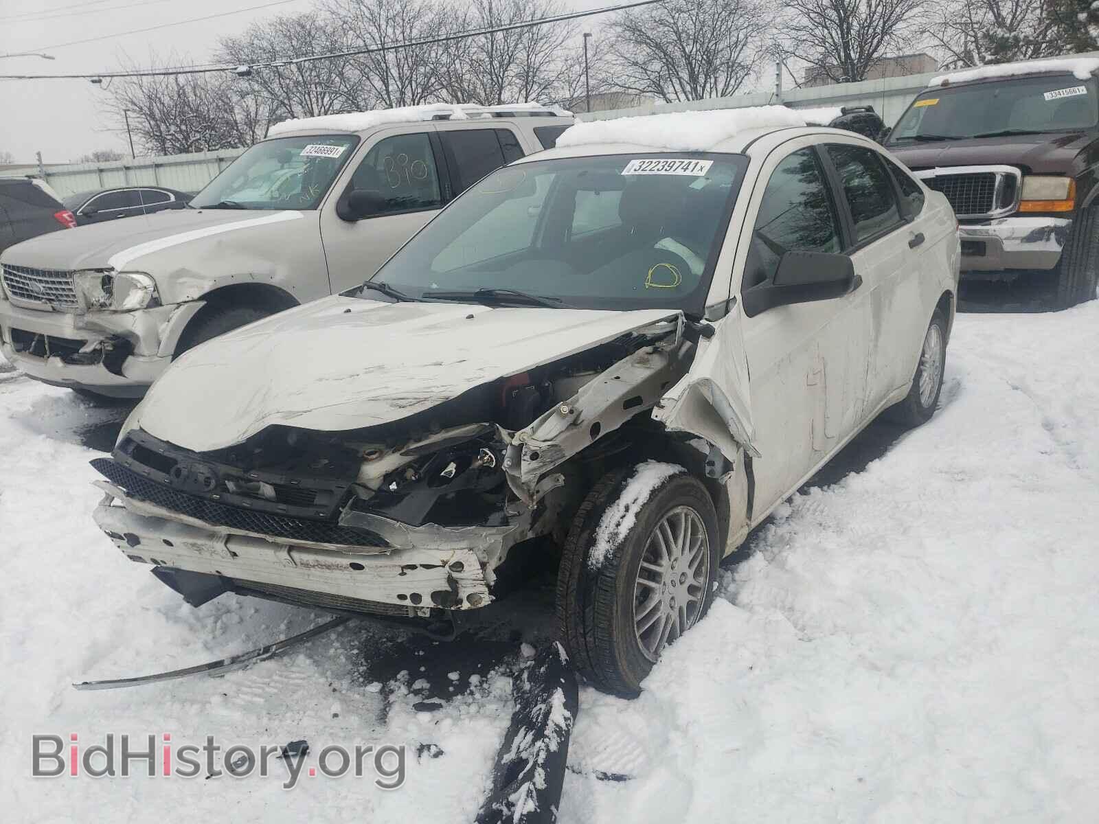 2011 FORD FOCUS - VIN: 1FAHP3FN5BW190967 - Фото 2