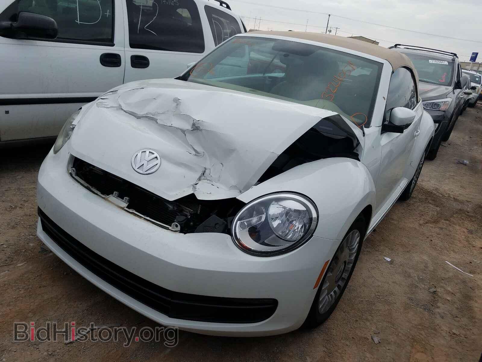 2014 VOLKSWAGEN BEETLE - VIN: 3VW507AT2EM823618 - Фото 2