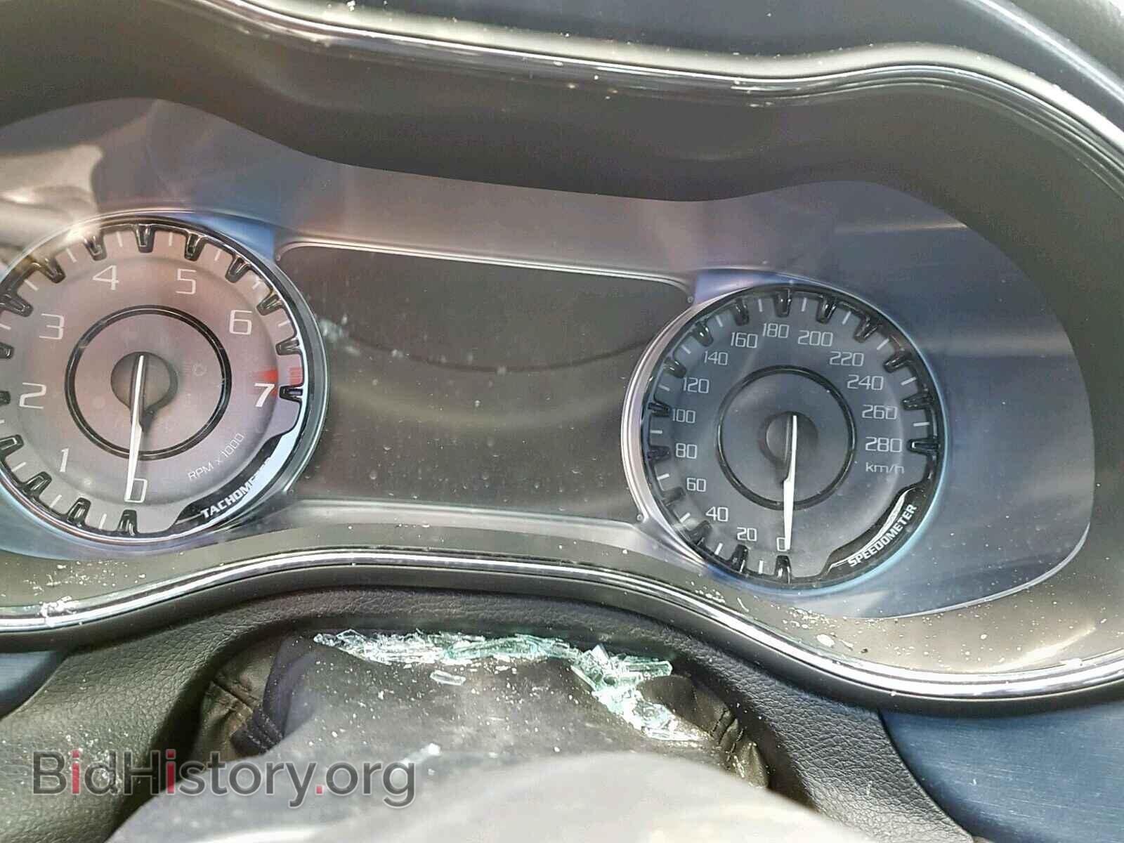 2016 CHRYSLER 200 - VIN: 1C3CCCBGXGN177284 - Photo 8