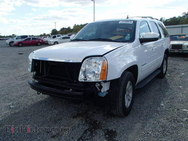 2013 GMC YUKON - VIN: 1GKS1CE05DR181229 - Фото 2