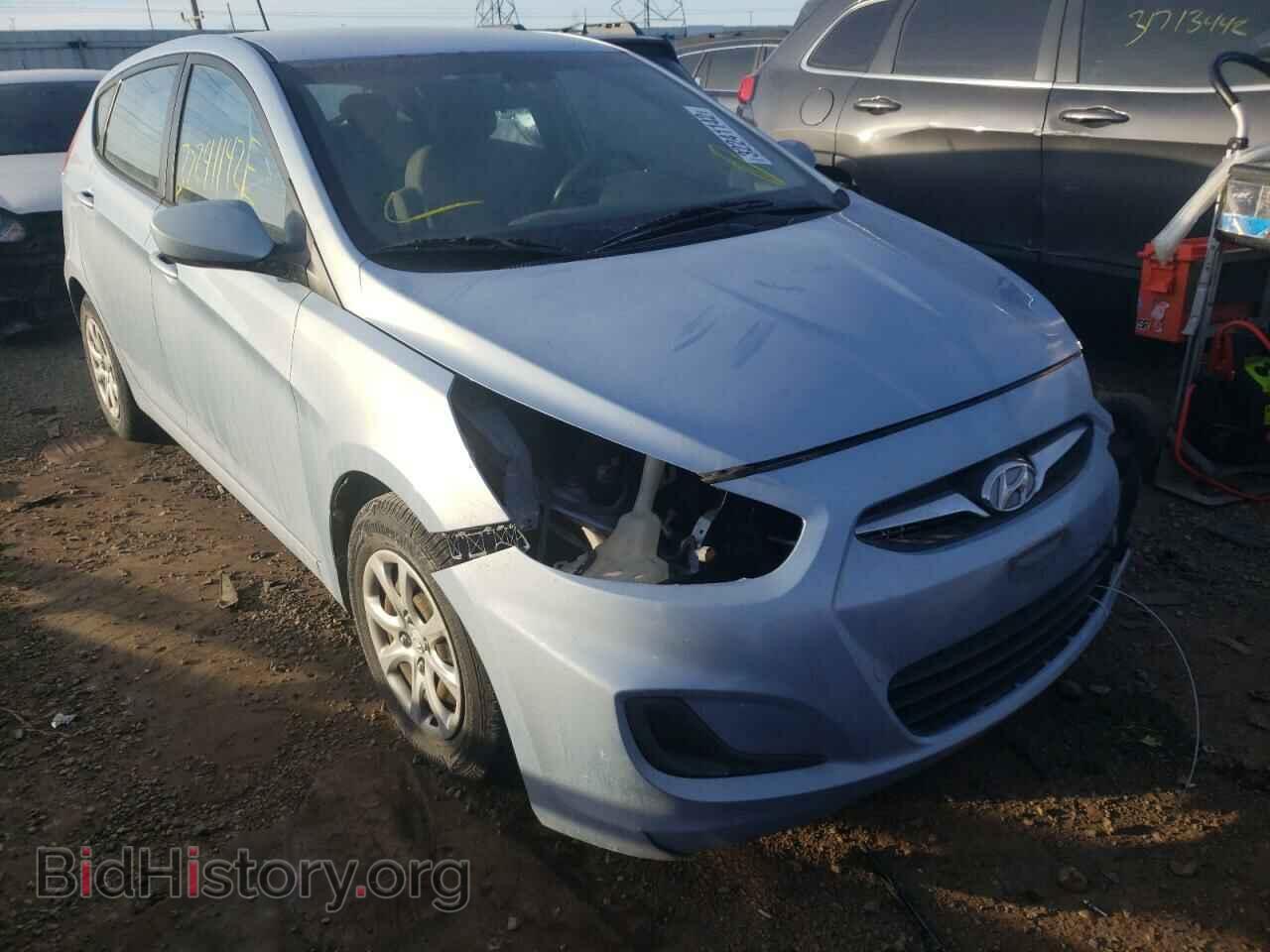 Фотография KMHCT5AE4DU135813 - HYUNDAI ACCENT 2013