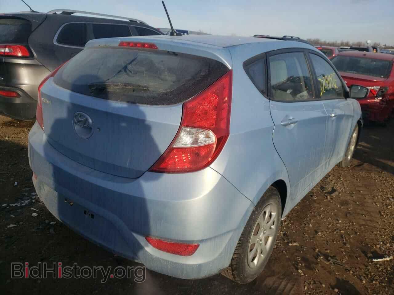 2013 HYUNDAI ACCENT - VIN: KMHCT5AE4DU135813 - Фото 4