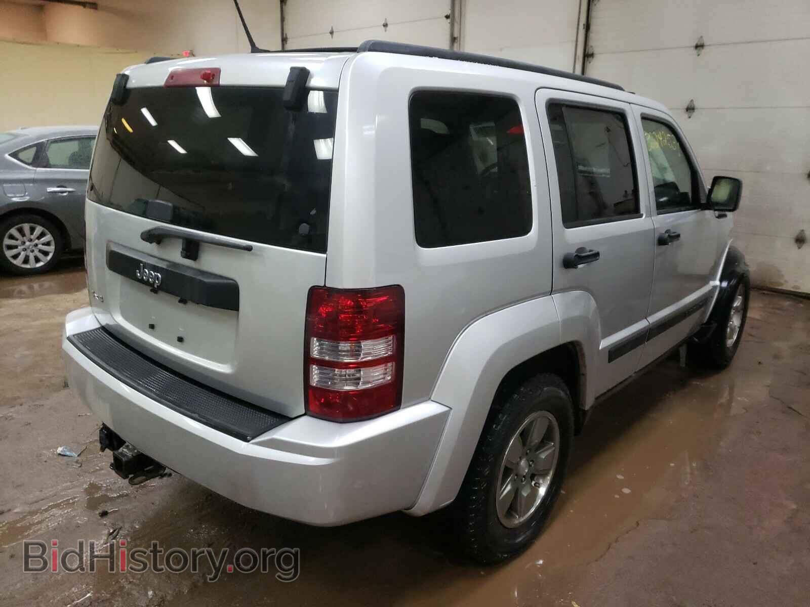 2010 JEEP LIBERTY - VIN: 1J4PN2GK7AW112743 - Фото 4