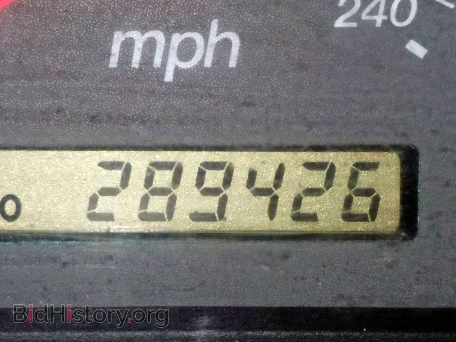 2000 MAZDA 626 - VIN: 1YVGF22C8Y5138216 - Фото 8