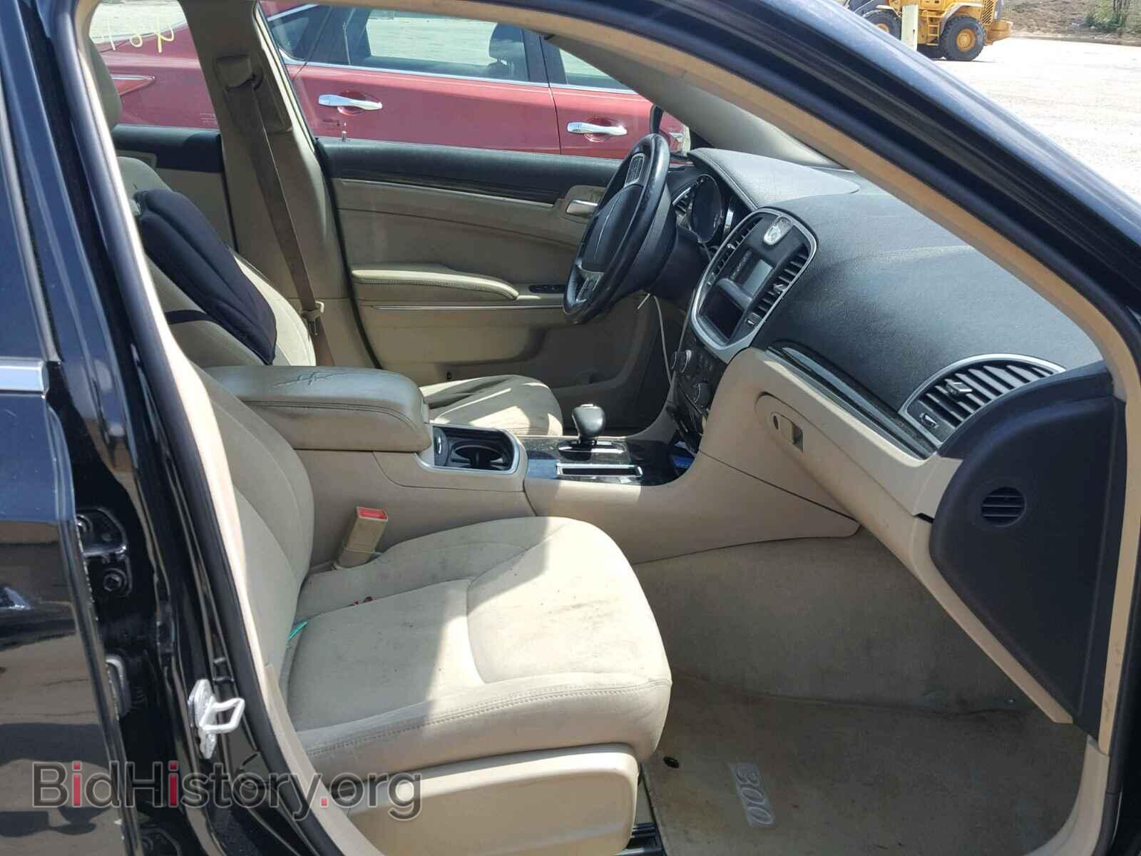 2012 CHRYSLER 300 - VIN: 2C3CCAAG9CH138436 - Photo 5
