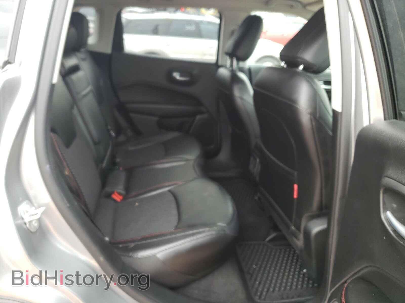 2019 JEEP COMPASS - VIN: 3C4NJDDB5KT733527 - Фото 6