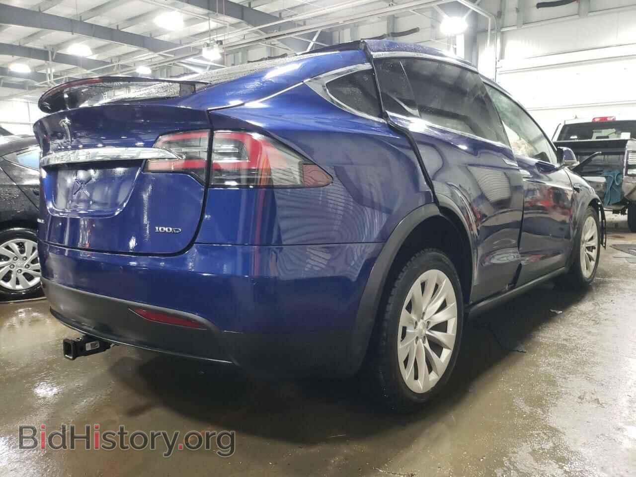 2017 TESLA MODEL X - VIN: 5YJXCAE20HF077244 - Photo 4