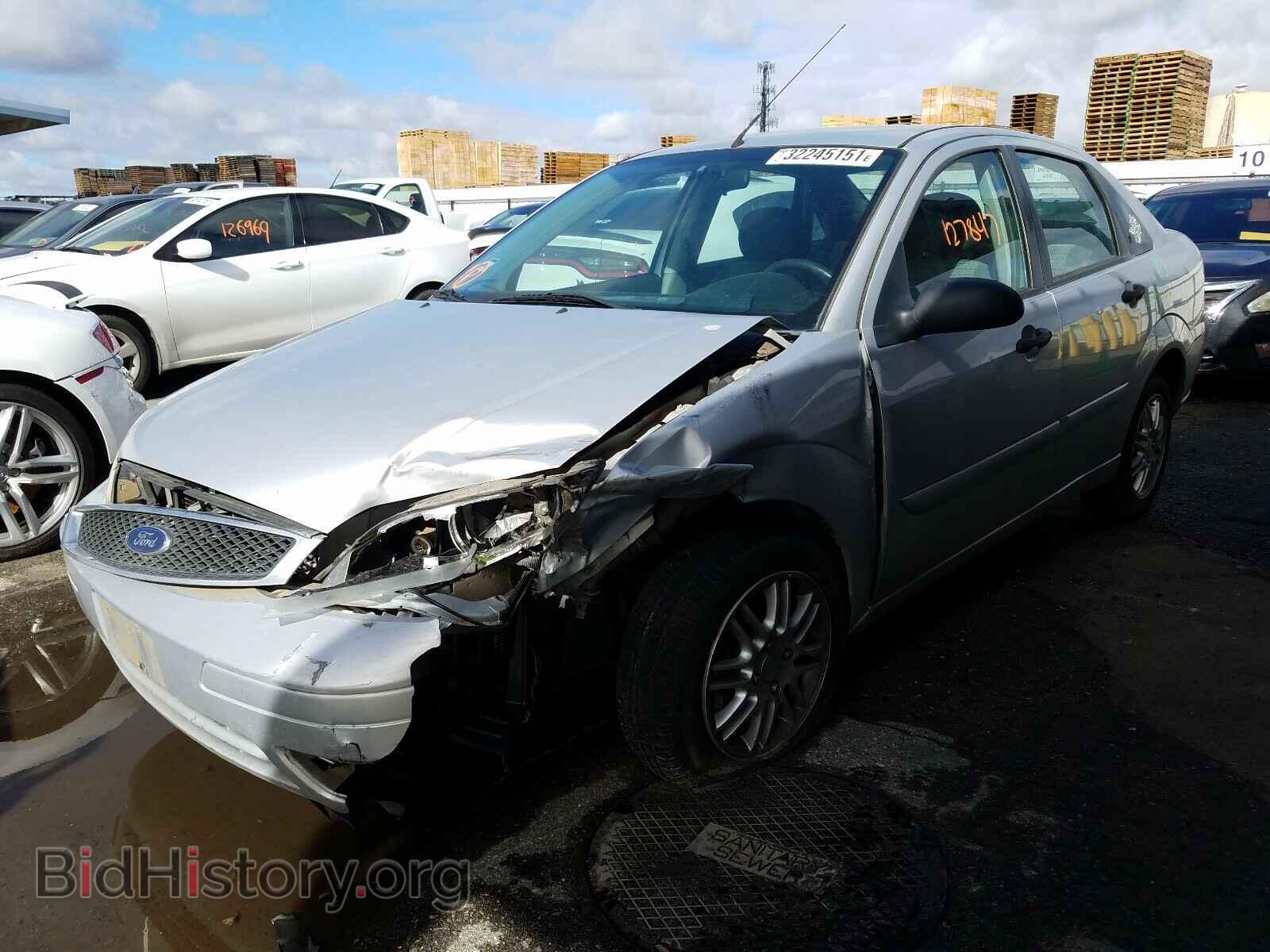 2007 FORD FOCUS - VIN: 1FAFP34N67W121576 - Фото 2