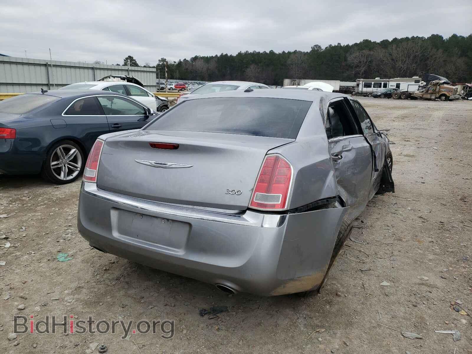 2014 CHRYSLER 300 - VIN: 2C3CCAAG5EH378585 - Фото 4