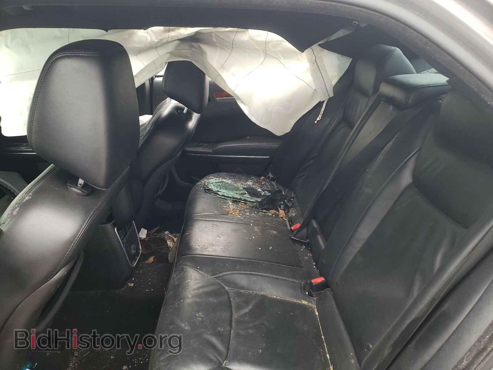 2014 CHRYSLER 300 - VIN: 2C3CCAAG5EH378585 - Фото 6