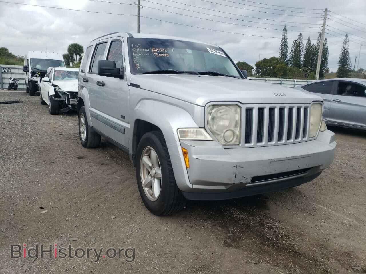 Photo 1J8GP28K09W547333 - JEEP LIBERTY 2009