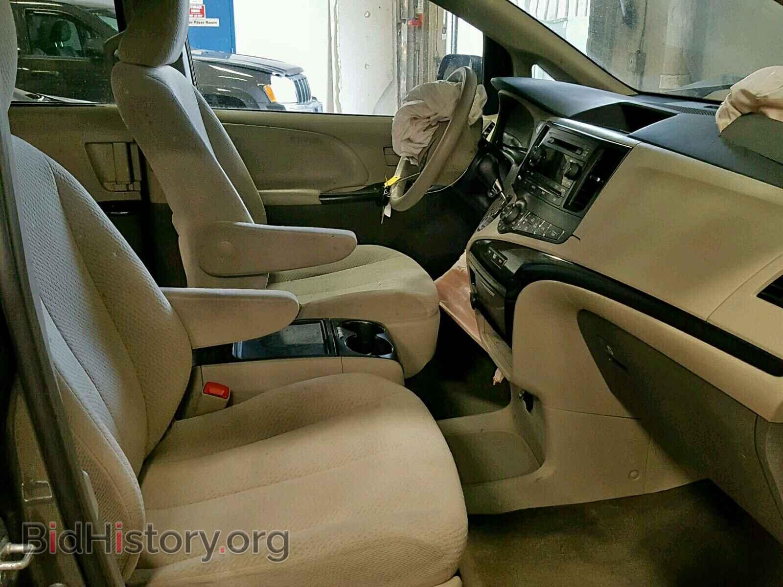 2013 TOYOTA SIENNA LE - VIN: 5TDKK3DC8DS283159 - Фото 5