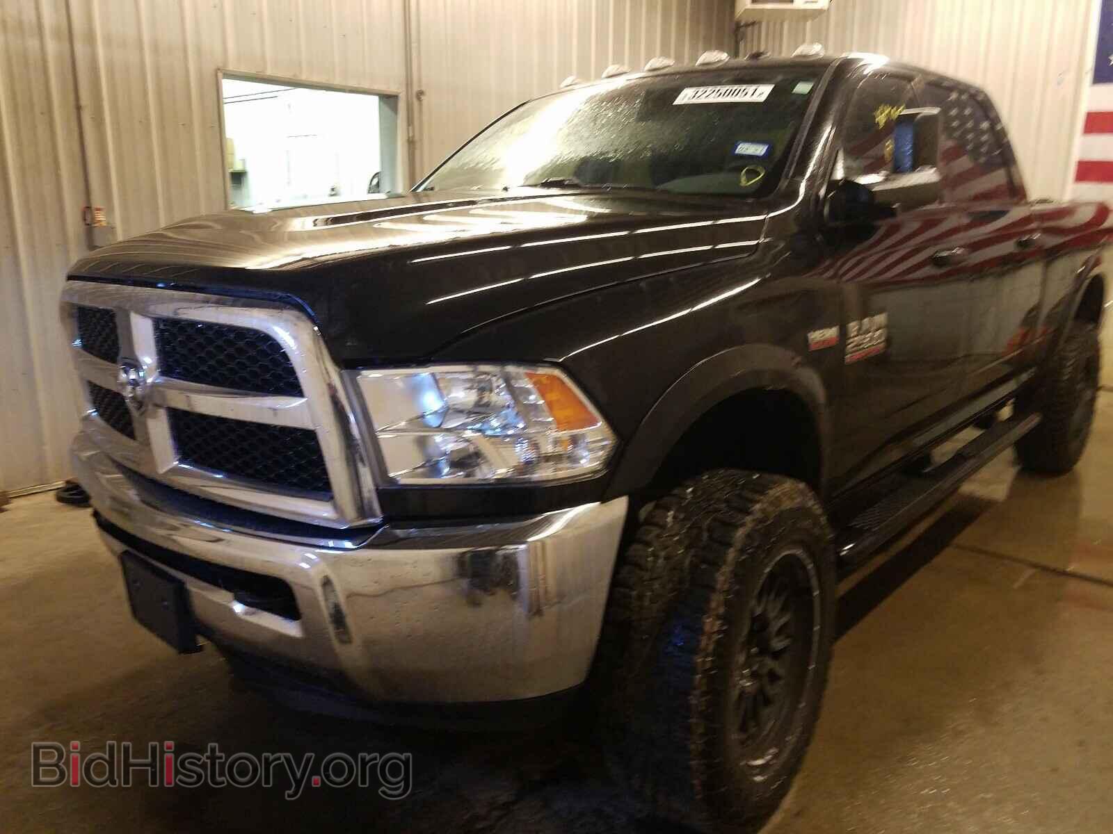 2018 RAM 2500 - VIN: 3C6UR5CJ4JG139433 - Фото 2