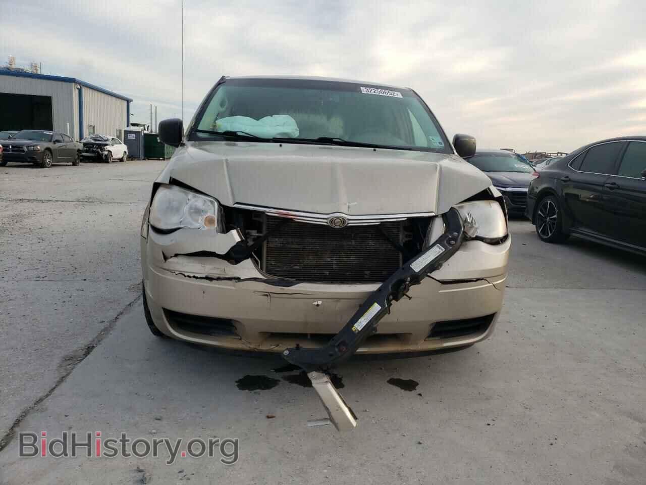 2009 CHRYSLER MINIVAN - VIN: 2A8HR44E89R694082 - Photo 9