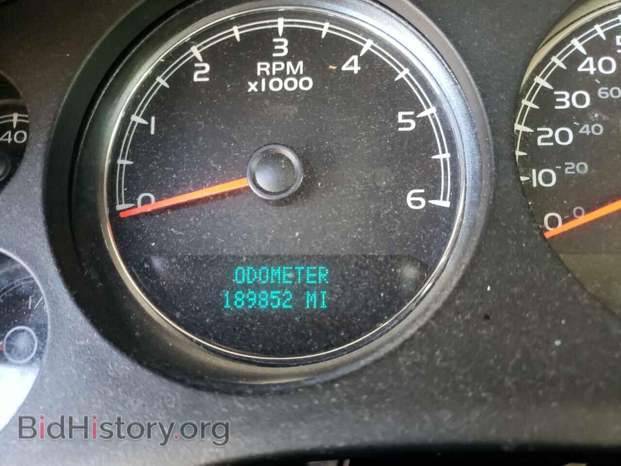 2009 GMC YUKON - VIN: 1GKFC23009R205193 - Photo 8