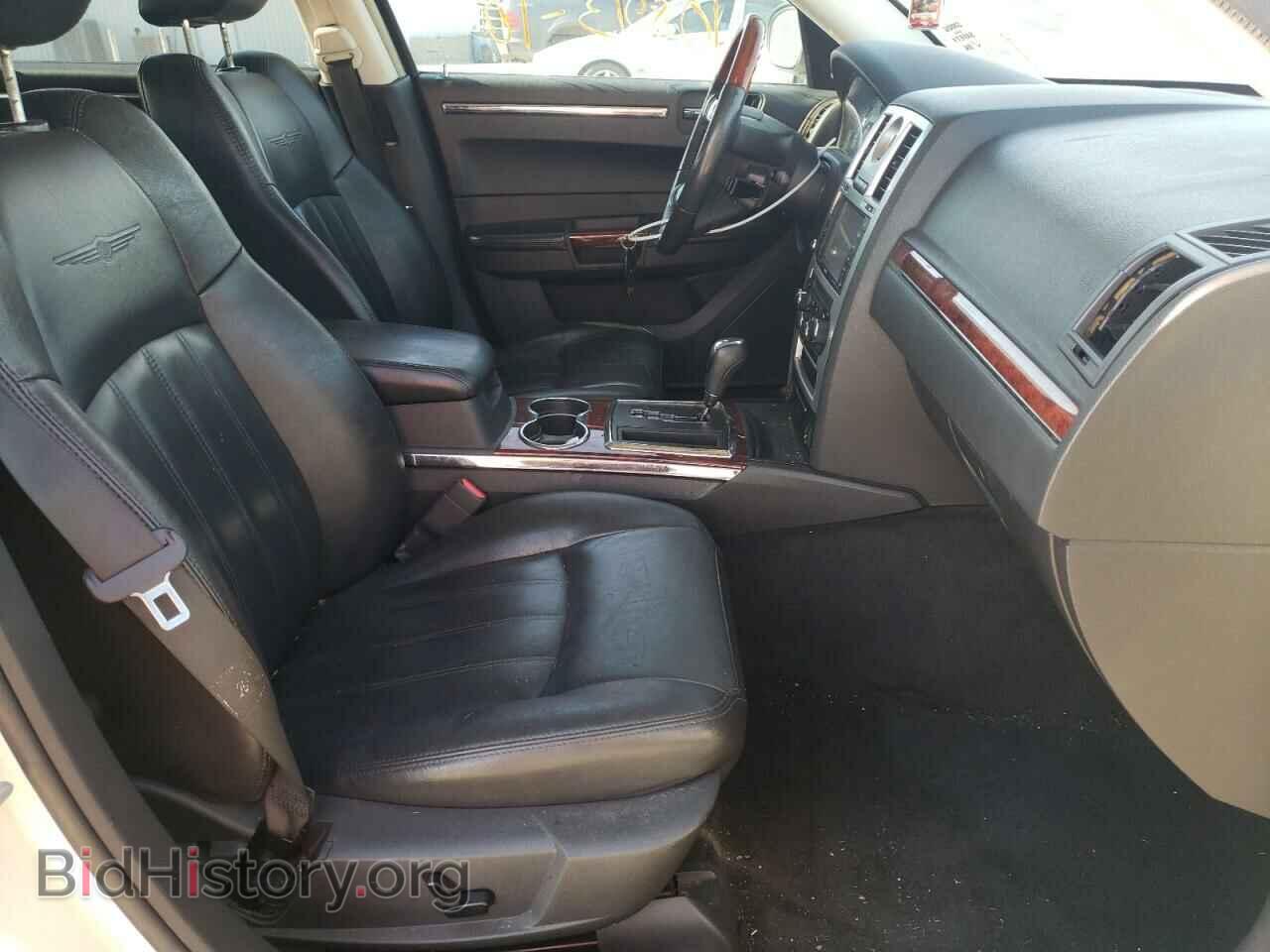 2010 CHRYSLER 300 - VIN: 2C3CA6CT4AH140234 - Фото 5