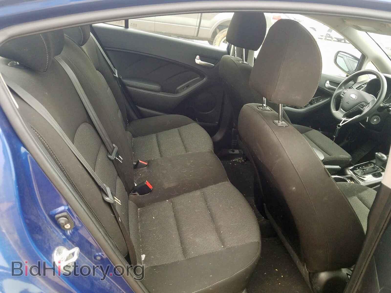 2017 KIA FORTE - VIN: 3KPFK4A75HE012235 - Photo 6