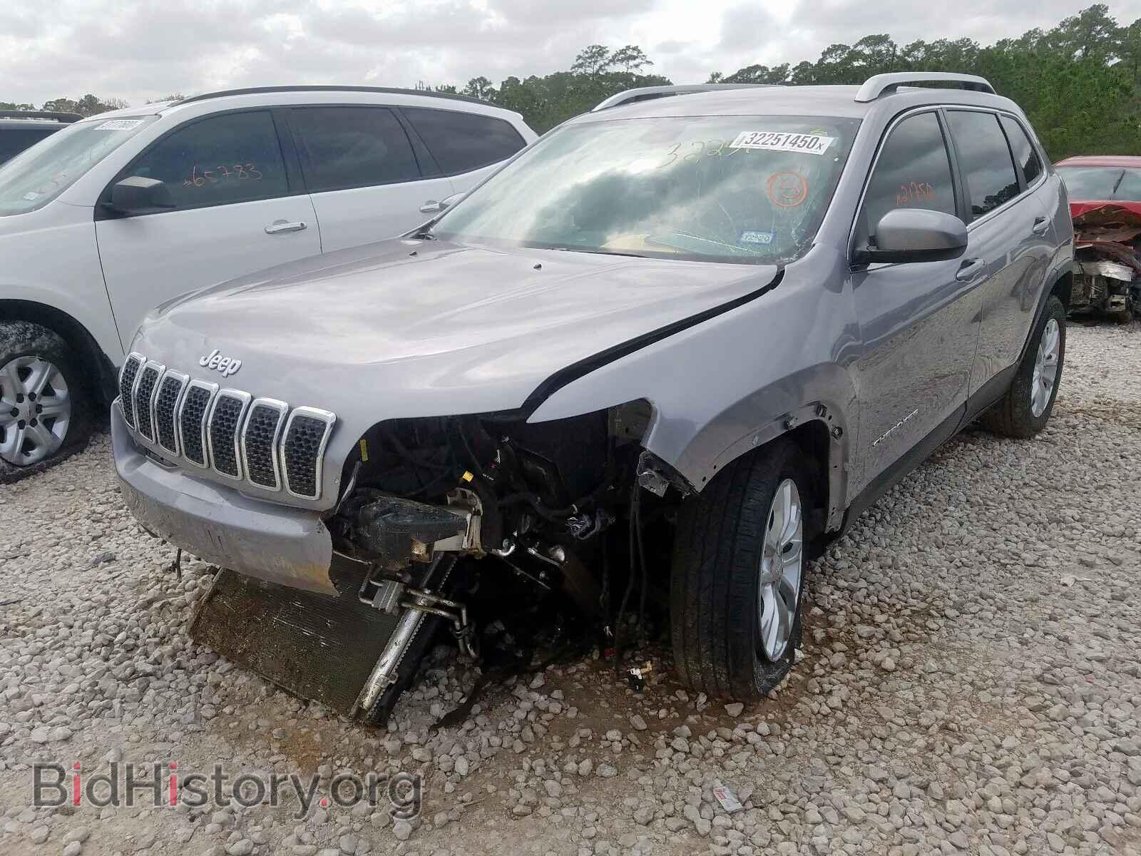 2019 JEEP CHEROKEE - VIN: 1C4PJLCB3KD149556 - Фото 2