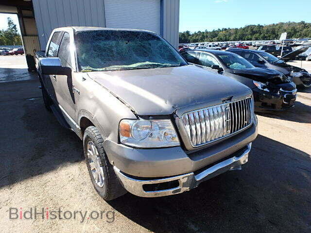 Photo 5LTPW16526FJ09147 - LINCOLN MARK LT 2006