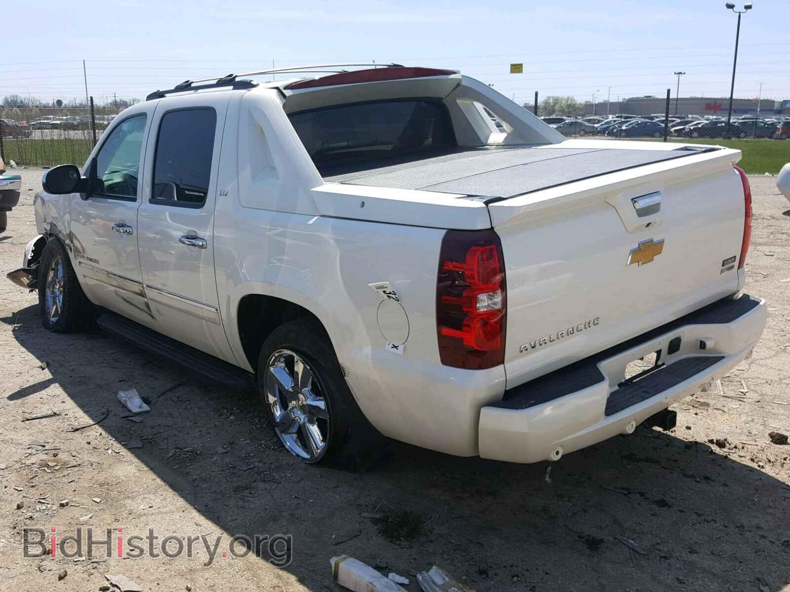2012 CHEVROLET AVALANCHE - VIN: 3GNTKGE75CG137884 - Фото 3