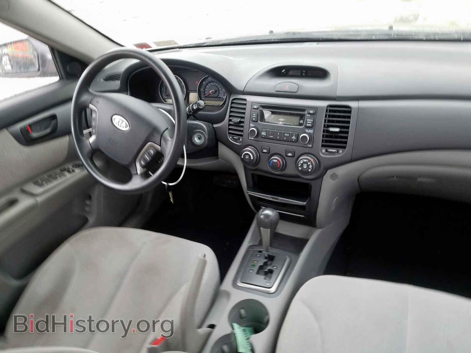 2008 KIA OPTIMA - VIN: KNAGE123785209678 - Фото 9