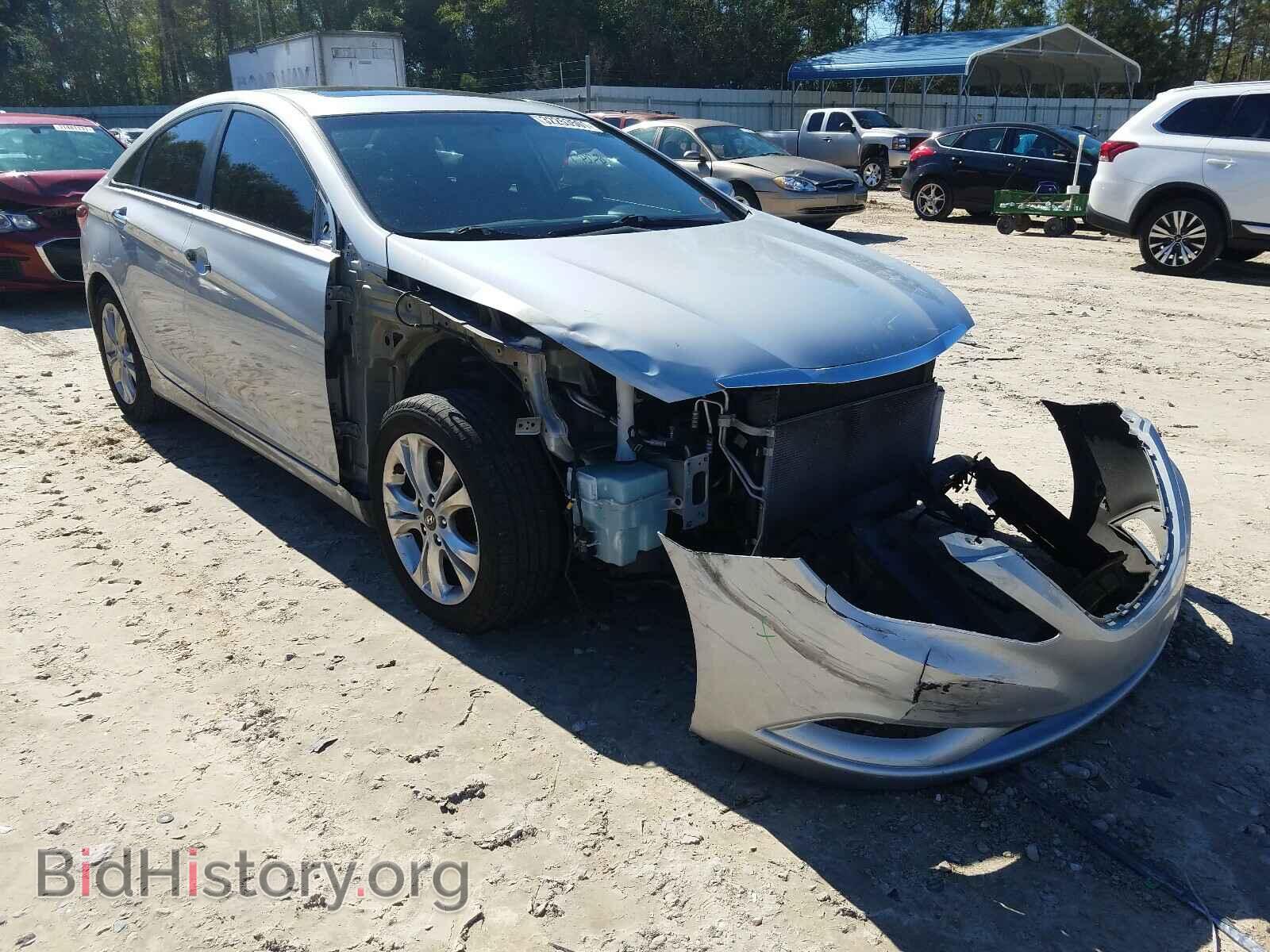 Photo 5NPEC4AC2BH008667 - HYUNDAI SONATA 2011