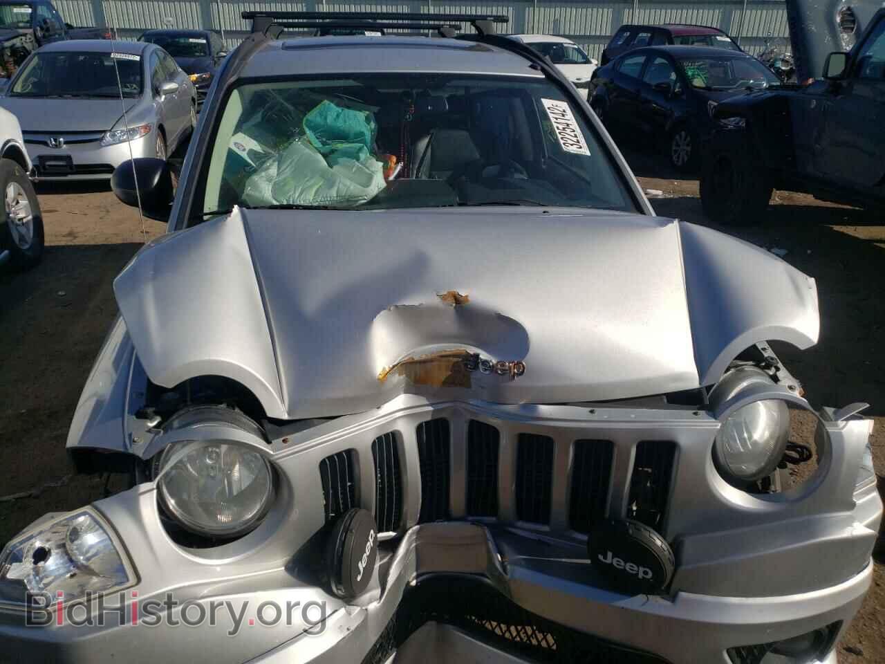 2008 JEEP COMPASS - VIN: 1J8FF57W88D731188 - Фото 7