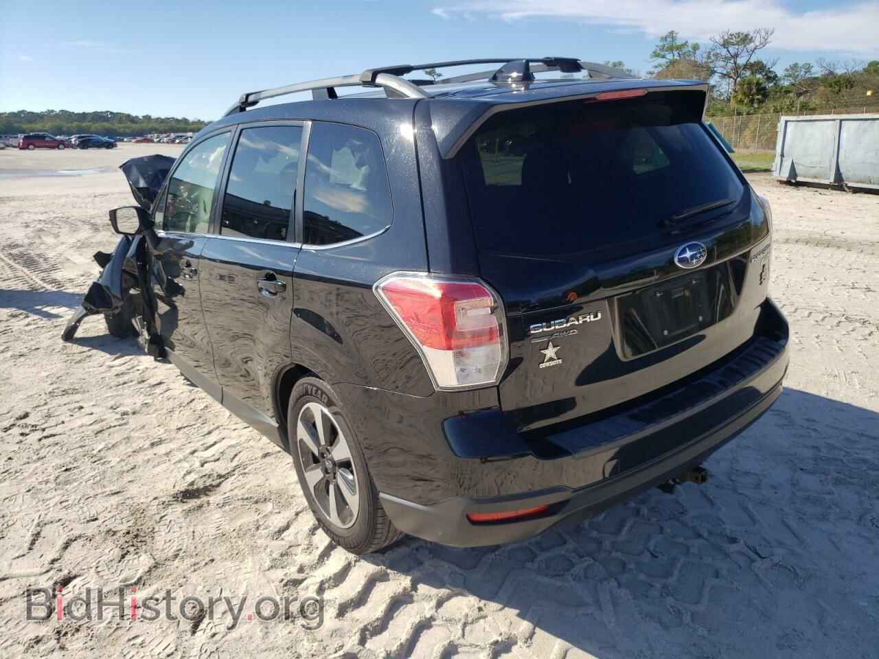 2017 SUBARU FORESTER - VIN: JF2SJAJCXHH556979 - Фото 3