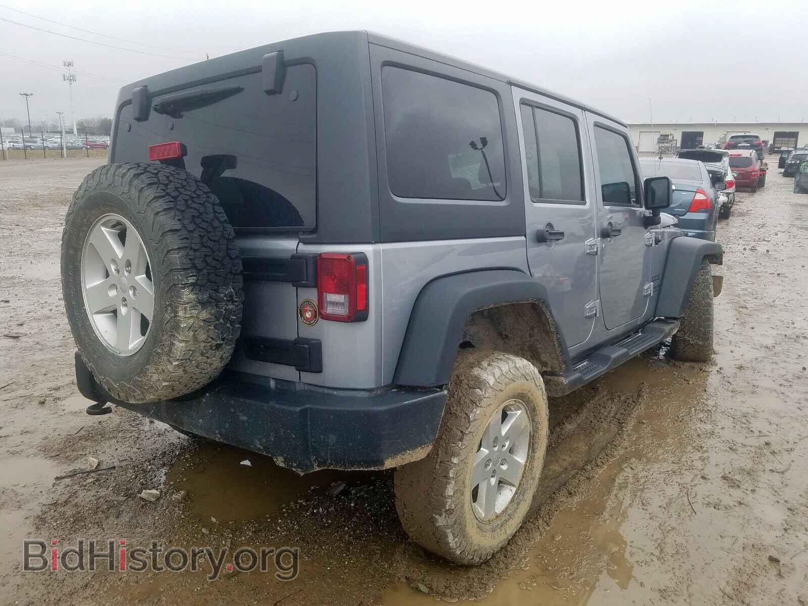 2017 JEEP WRANGLER - VIN: 1C4BJWDG3HL557723 - Фото 4