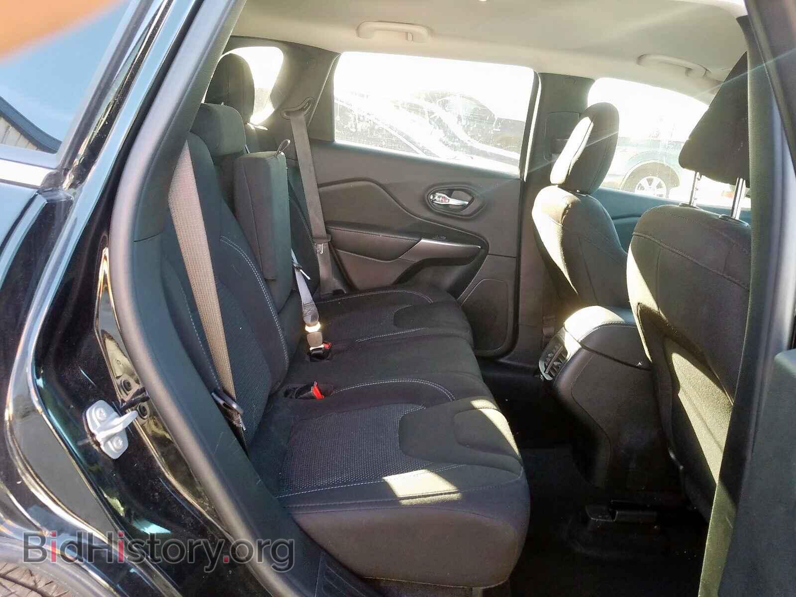 2019 JEEP CHEROKEE - VIN: 1C4PJLCB8KD487714 - Фото 6