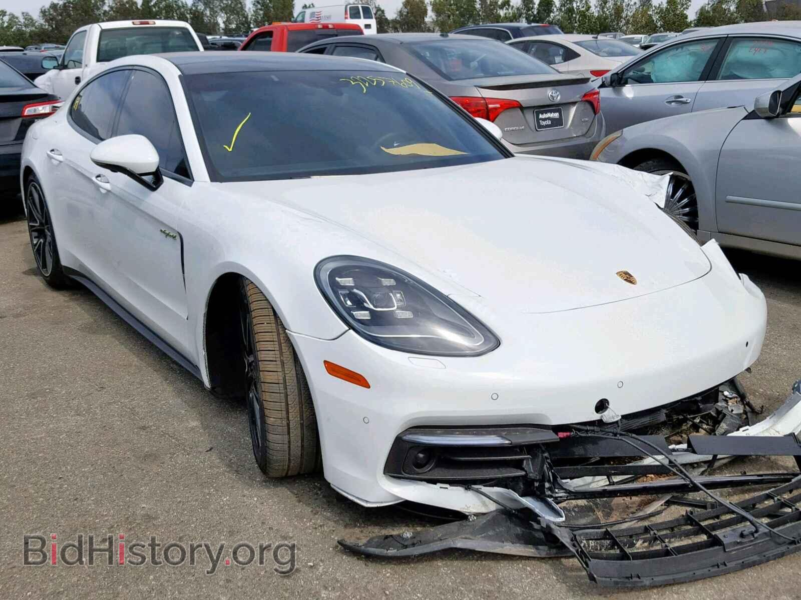 Фотография WP0AE2A76JL130216 - PORSCHE PANAMERA 2018