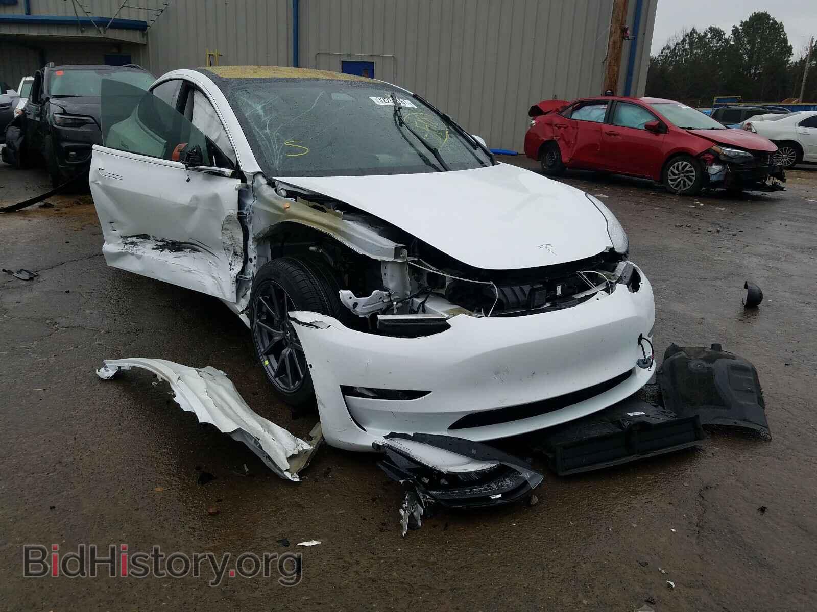 Фотография 5YJ3E1EB6JF088893 - TESLA MODEL 3 2018