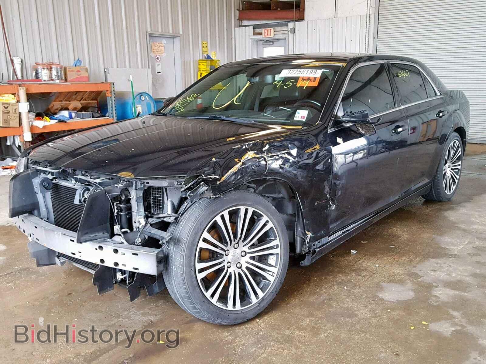 2012 CHRYSLER 300 - VIN: 2C3CCADT1CH120828 - Фото 2